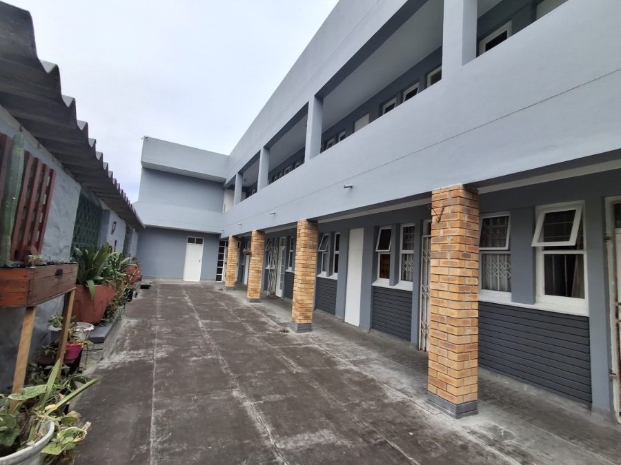 2 Bedroom Property for Sale in Quigney Eastern Cape